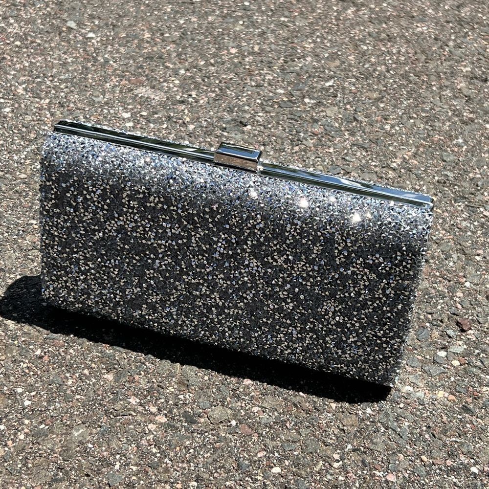 Silver Crystal Purse with Crystals on Front and Back & two detachable chains - Picture 4 of 9